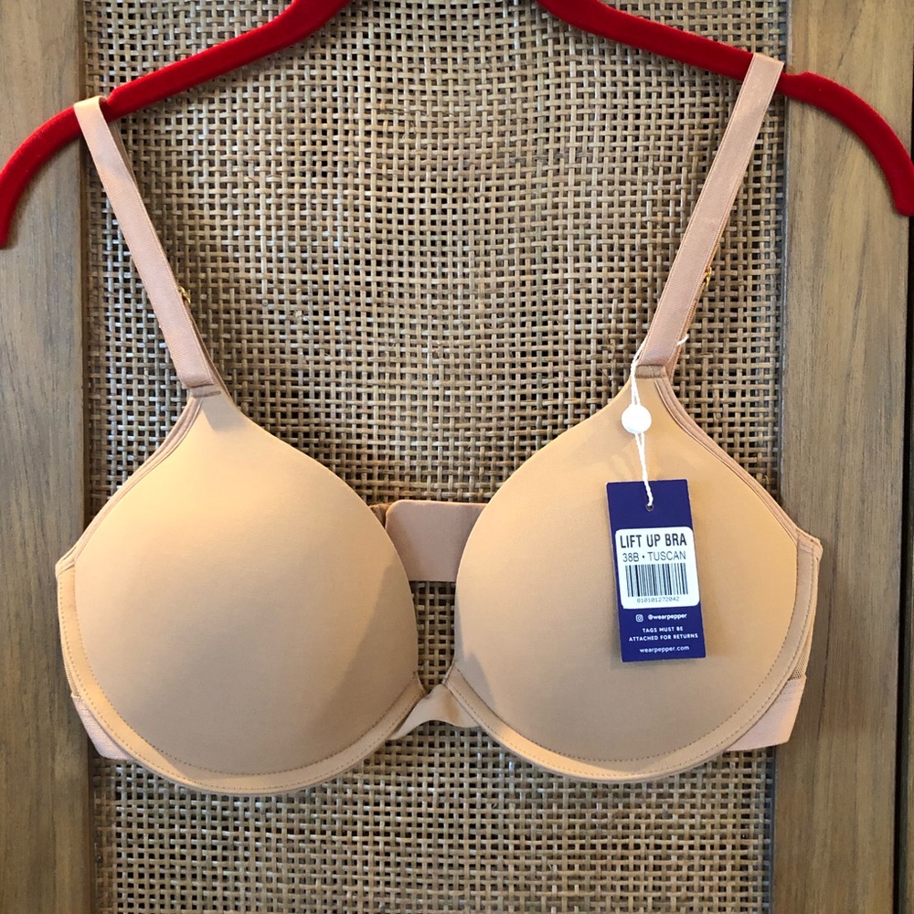 NWT Pepper 38B Lift Up Bra. Color: Tuscan.